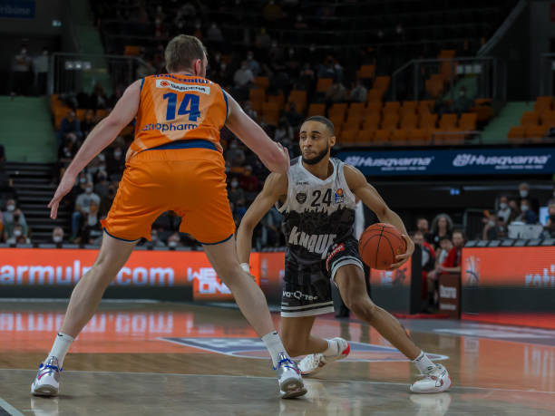 强的防守意 强的防守意