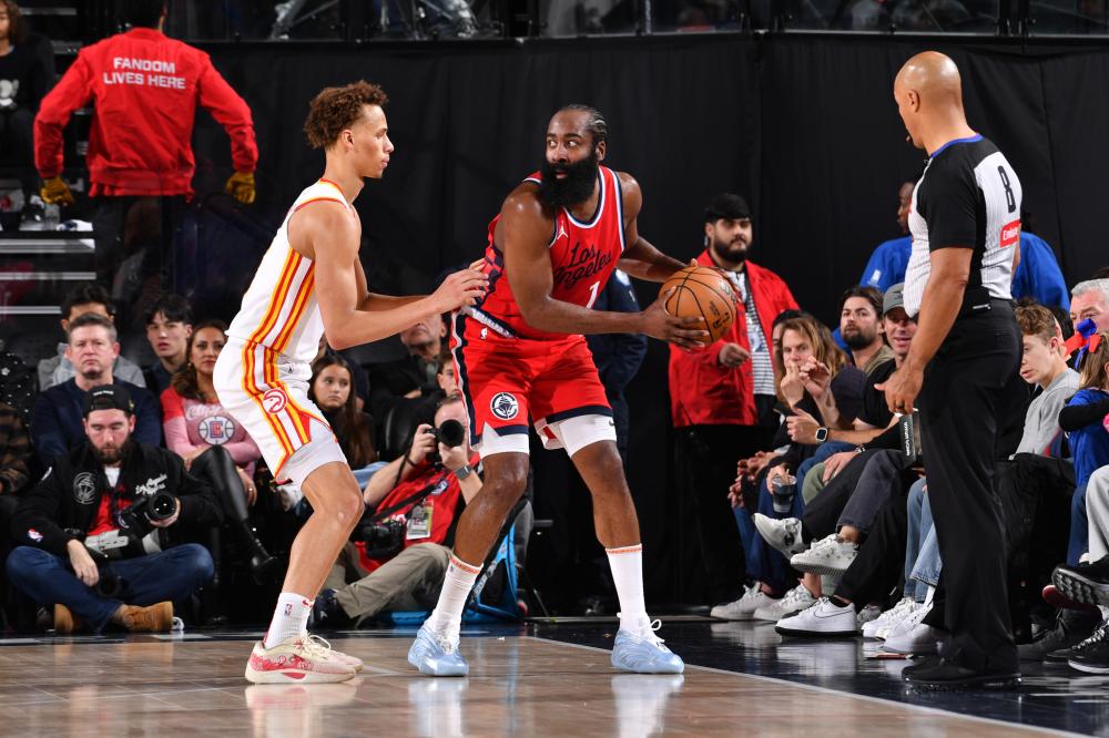 这名年轻球 这名年轻球