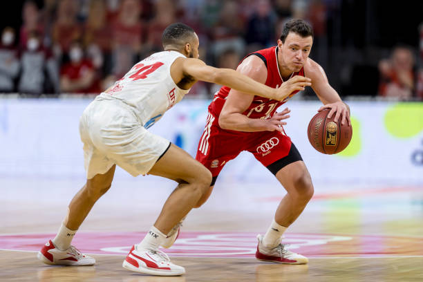 术层面的战 术层面的战