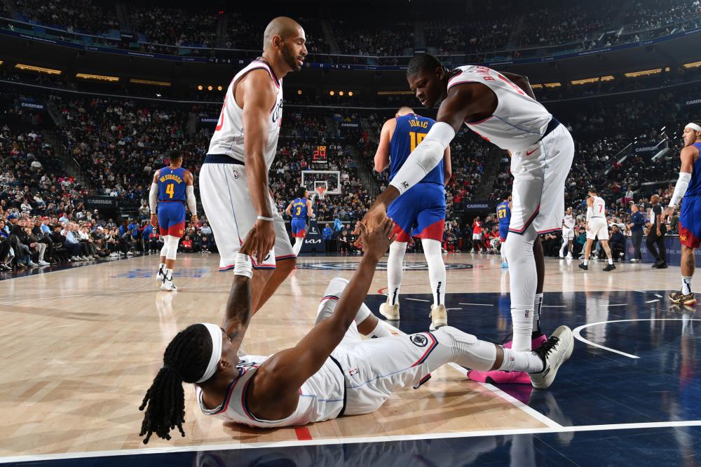 而中国队则 而中国队则