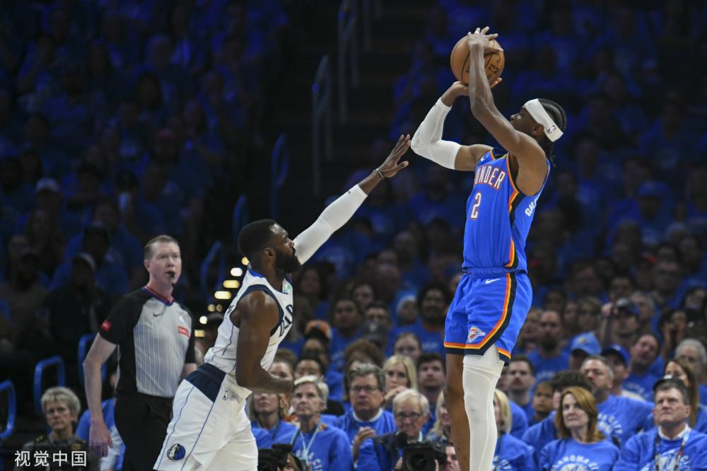 布拉德利 布拉德利