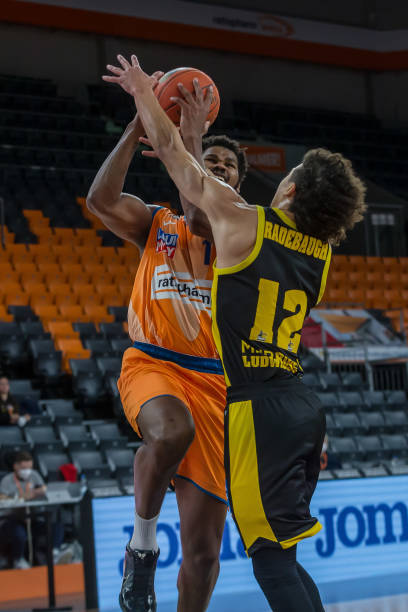 的比赛中 的比赛中